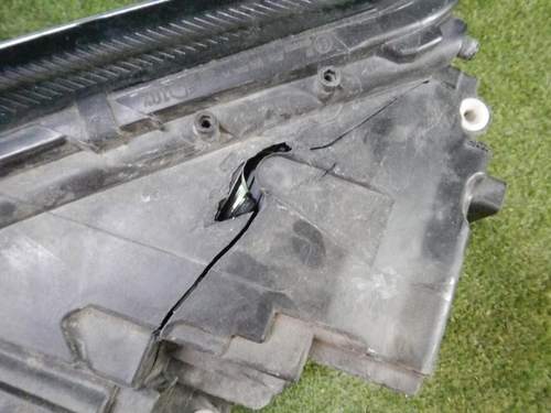 Битая Фара правая Skoda Octavia A7 (2017-2020) LED