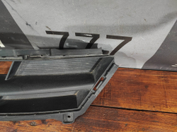 Решетка переднего бампера Hyundai Solaris 1 (RB) 14-17 Б/У Оригинал 865614L500