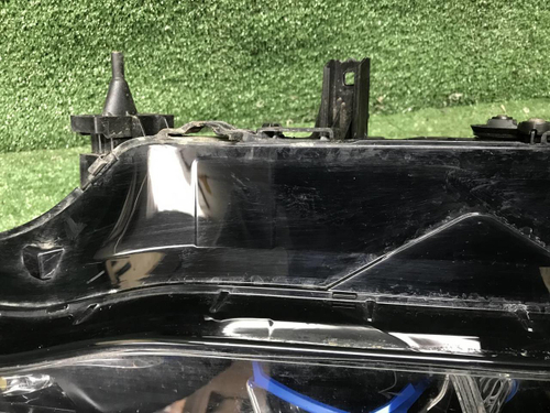 Фара правая BMW X7 G07 (2019-2022) Laser