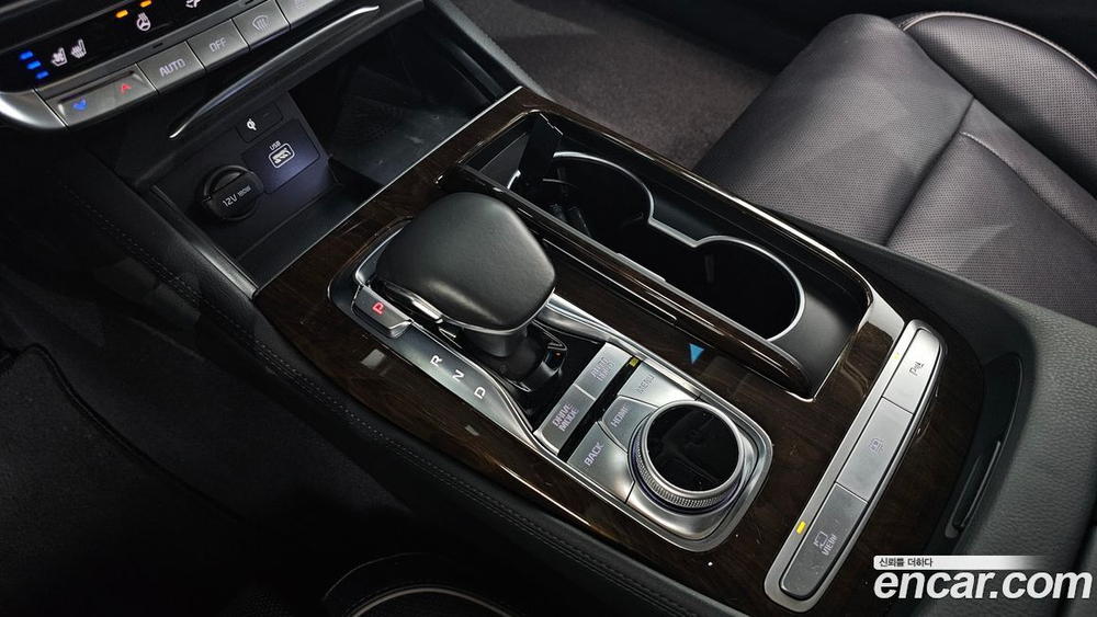 Kia The K9 (Quoris/K900) 3.8 GDI AWD (06.2020)