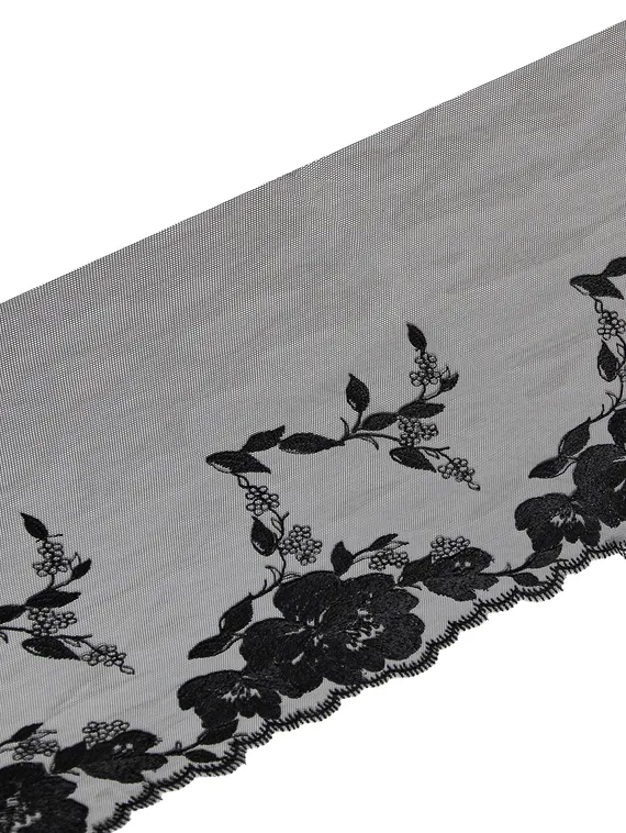 05-151 ОПТ Вышивка на неэл. сетке 23 см, черный (правая)