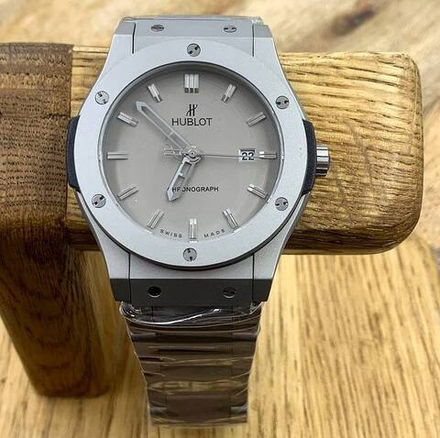 Часы Hublot