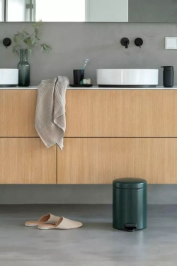 Brabantia - Контейнер для мусора NewIcon 3л серый / артикул   126260  / GTIN 8710755126260