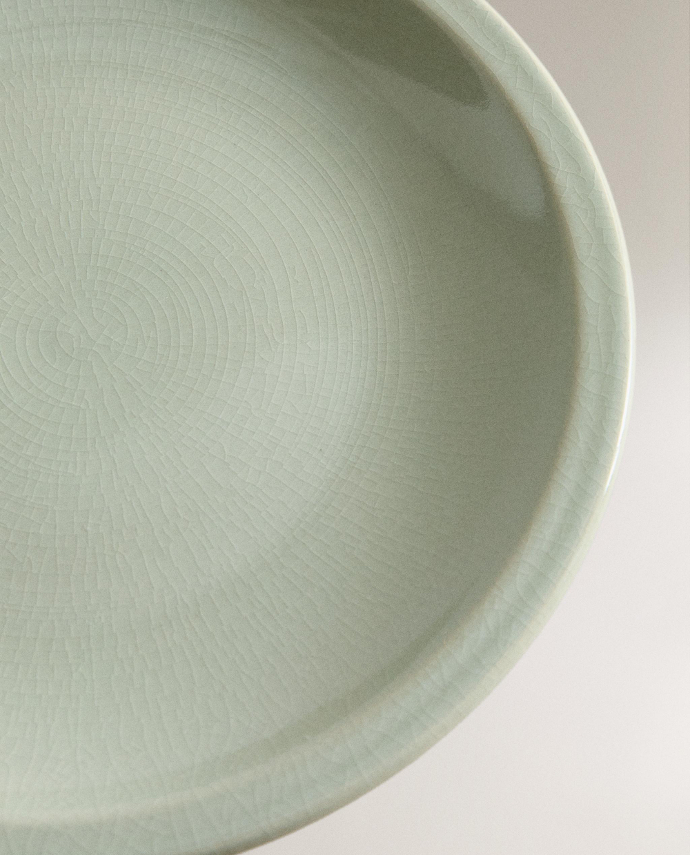 Zara Home тарелка обеденная из каменной керамики, цвет зелёный, 25 см