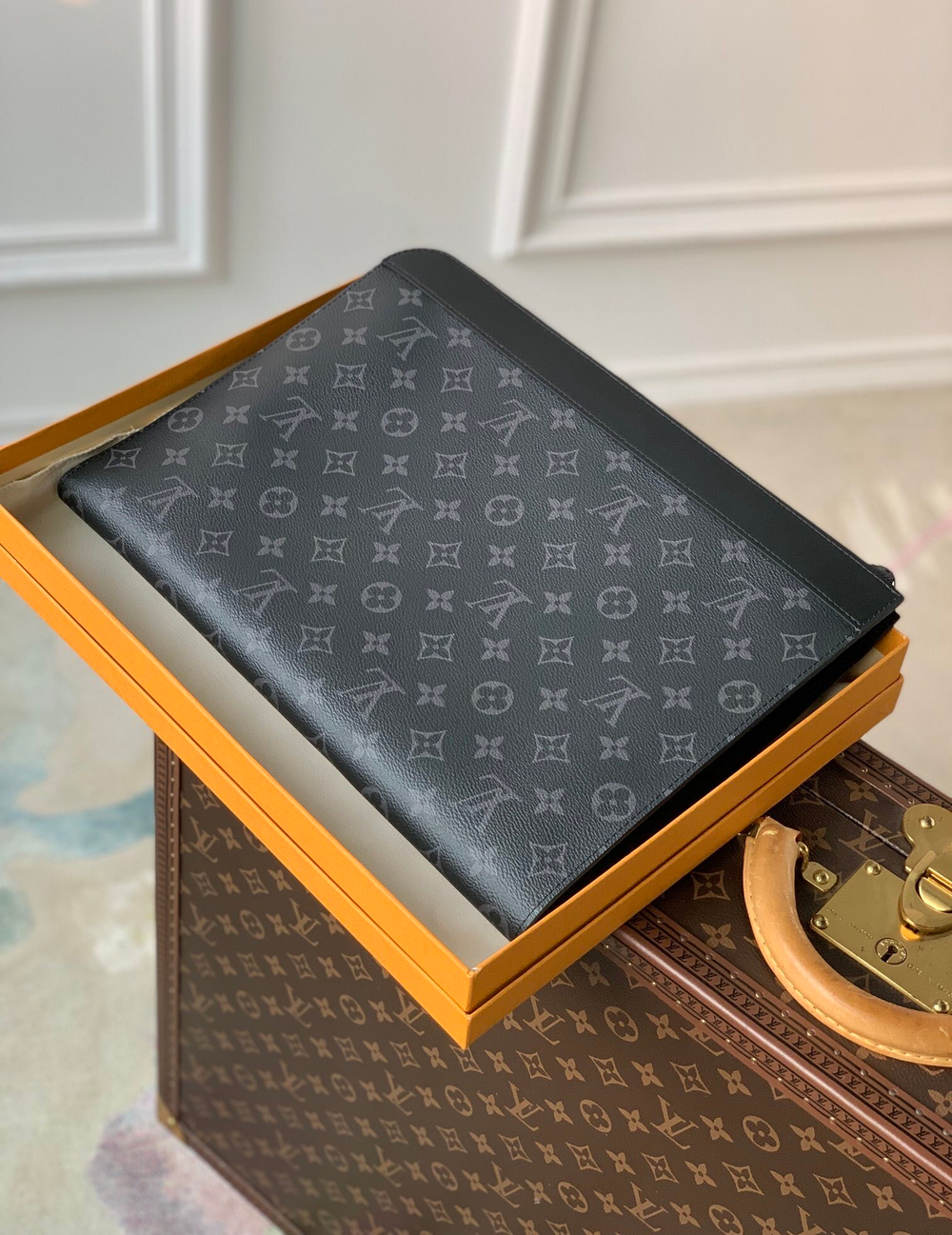 Louis Vuitton Pochette Jour
