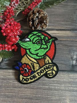 Нашивка термоаппликация на одежду и на рюкзак.  Do or Do Not / Звездные войны