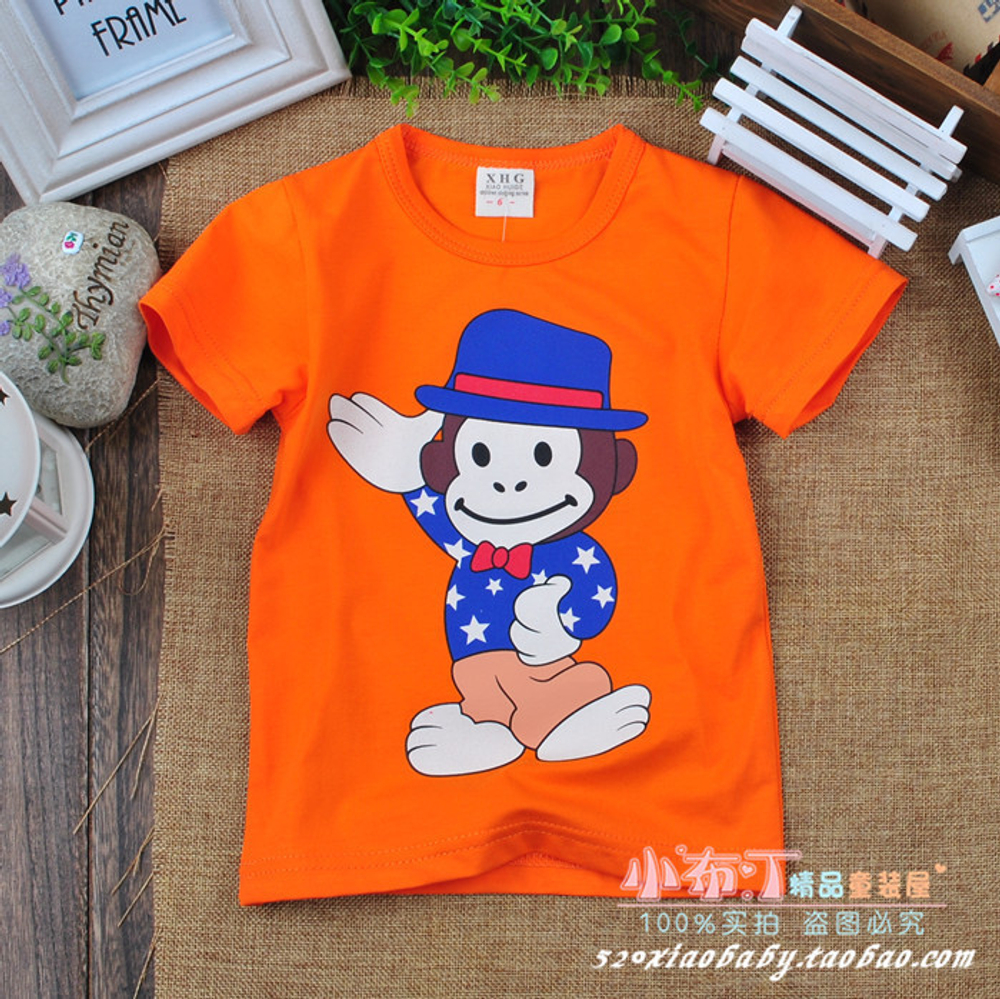 Футболка однотонная с изображением обезьяны в шляпе