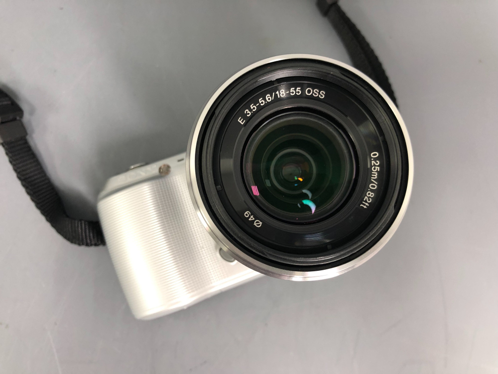 Sony NEX-3 Kit 18-55mm