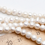 Жемчуг, размер около 5,5-6,5 мм, цена за отрезок 17 см (1/2 нити)