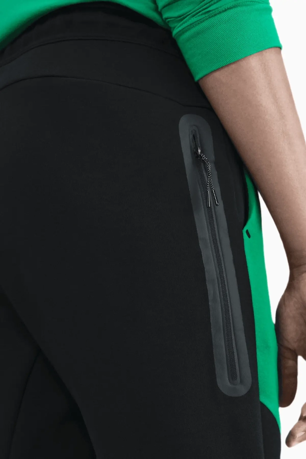 Штаны Nike Sportswear Tech Fleece