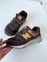 Замшевые кроссовки New Balance, 30
