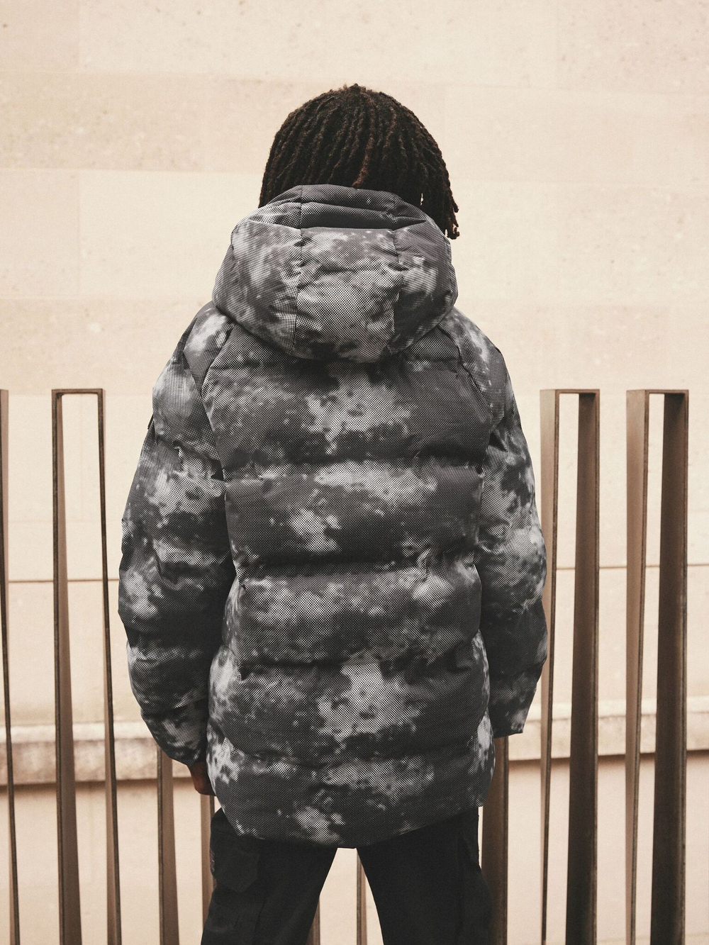 Куртка утепленная с капюшоном и флисовой подкладкой для мальчика Next Q51-579, Серый