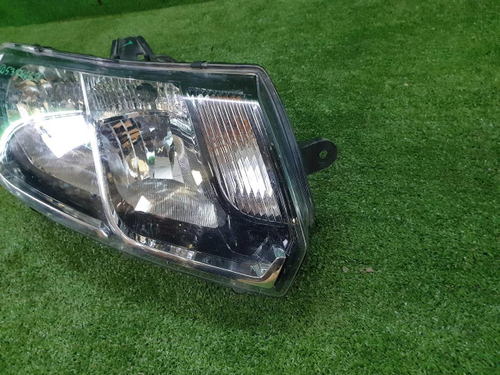 Битая Фара правая Lada Largus 1 (2021-н.в.) галоген