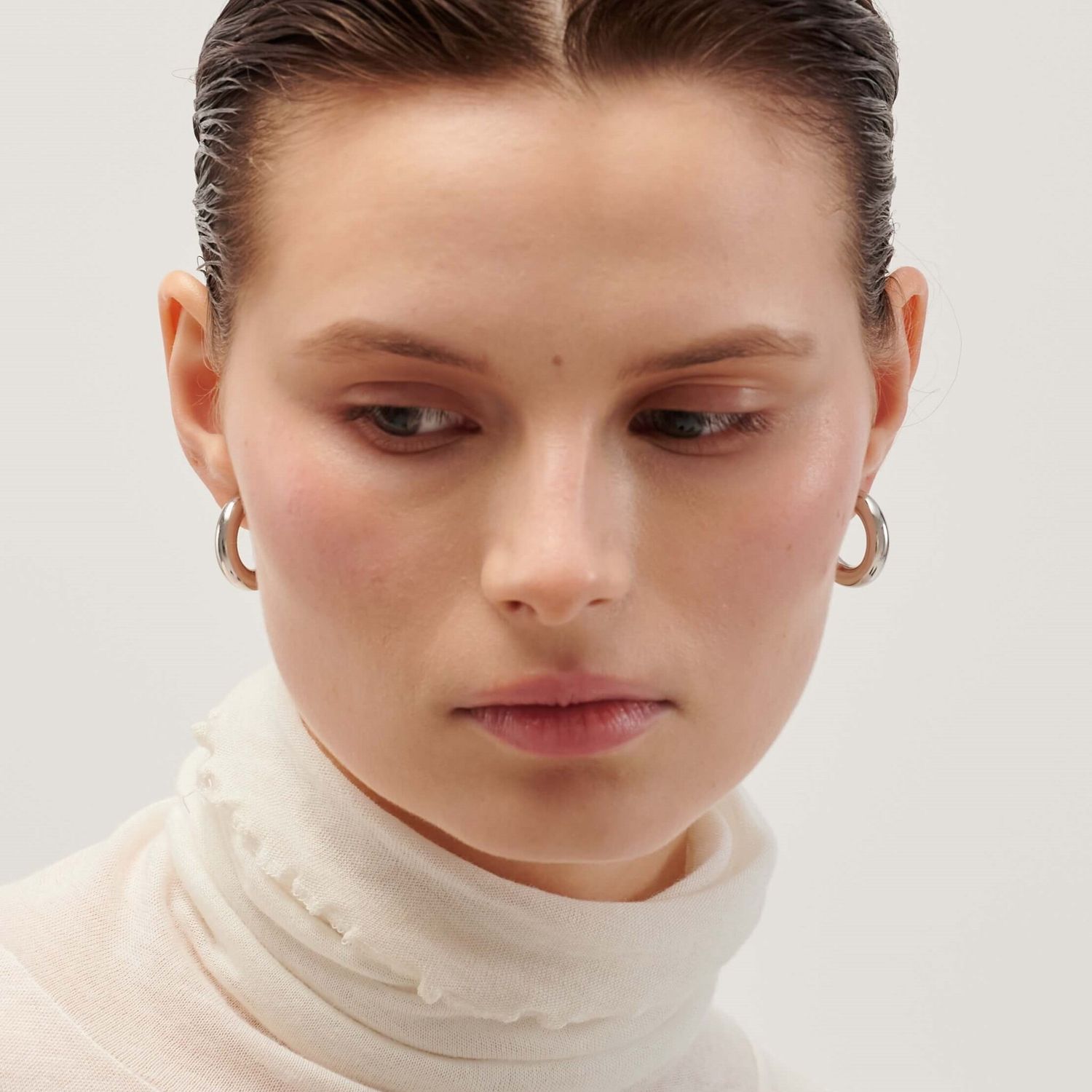 Серьги Base Hoop Earrings