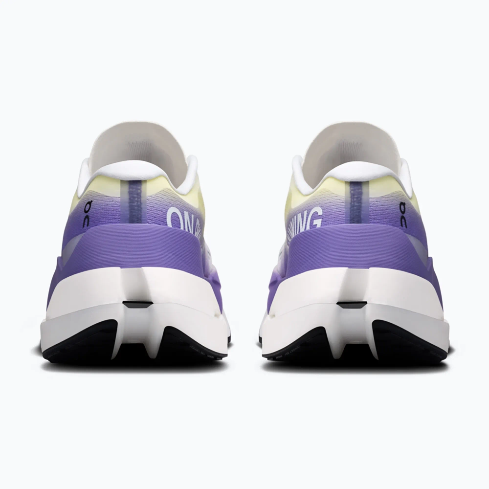 Женские Кроссовки бега On Cloudboom Max white/juniper