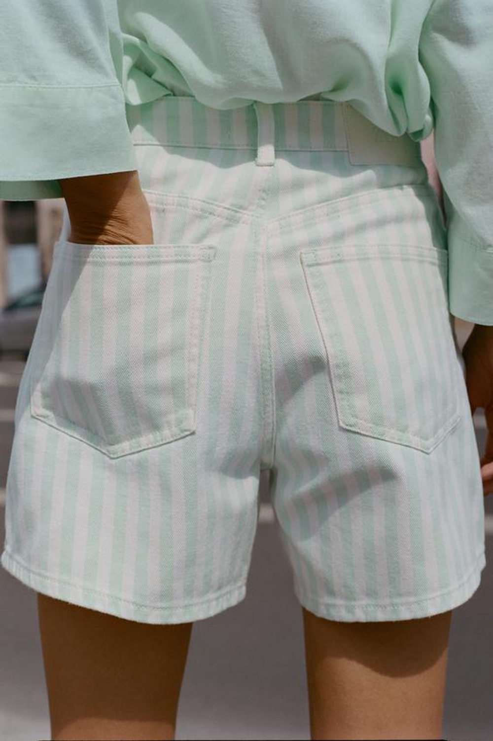 ZARA ШОРТЫ Z1975 MOM FIT, ПОЛОСКИ
