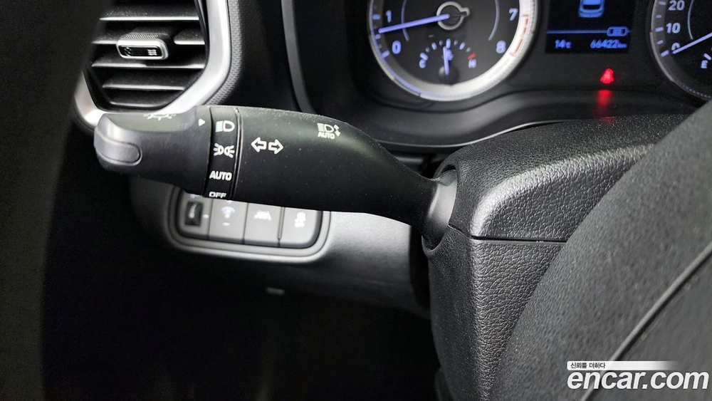 Hyundai Venue 1.6 Smart (12.2019)