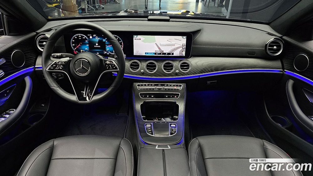 Mercedes-Benz E-Class W213 E250 AMG Line (09.2023)