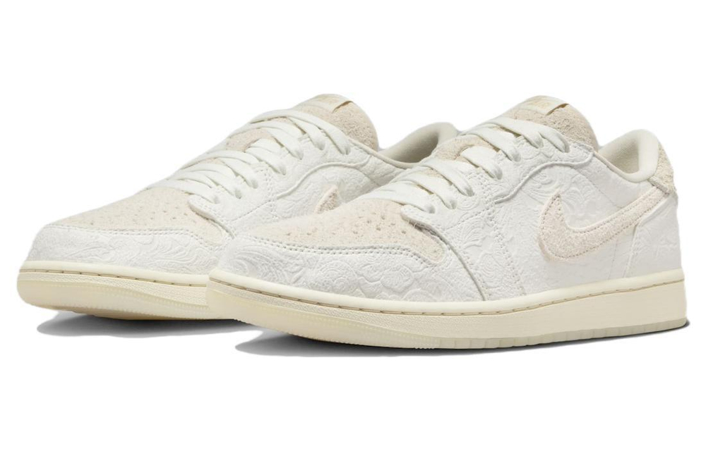 Кроссовки Chris Paul X Jordan Air Jordan 1 Low Og "Light Cream And Sail" Pu Pe