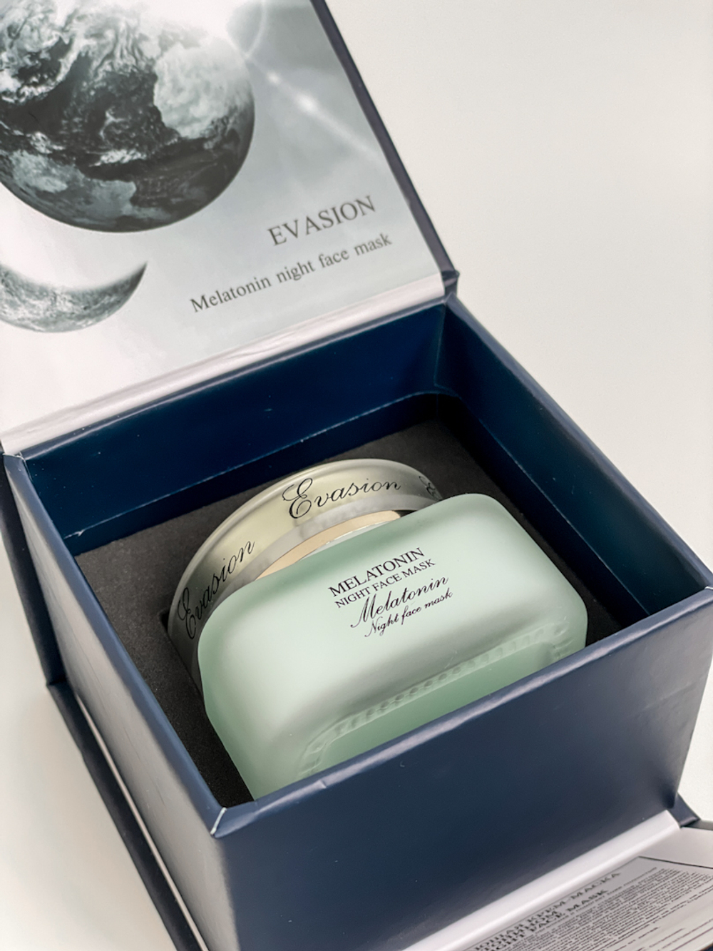 Восстанавливающая ночная крем-маска с мелатонином MELATONIN NIGHT FACE MASK