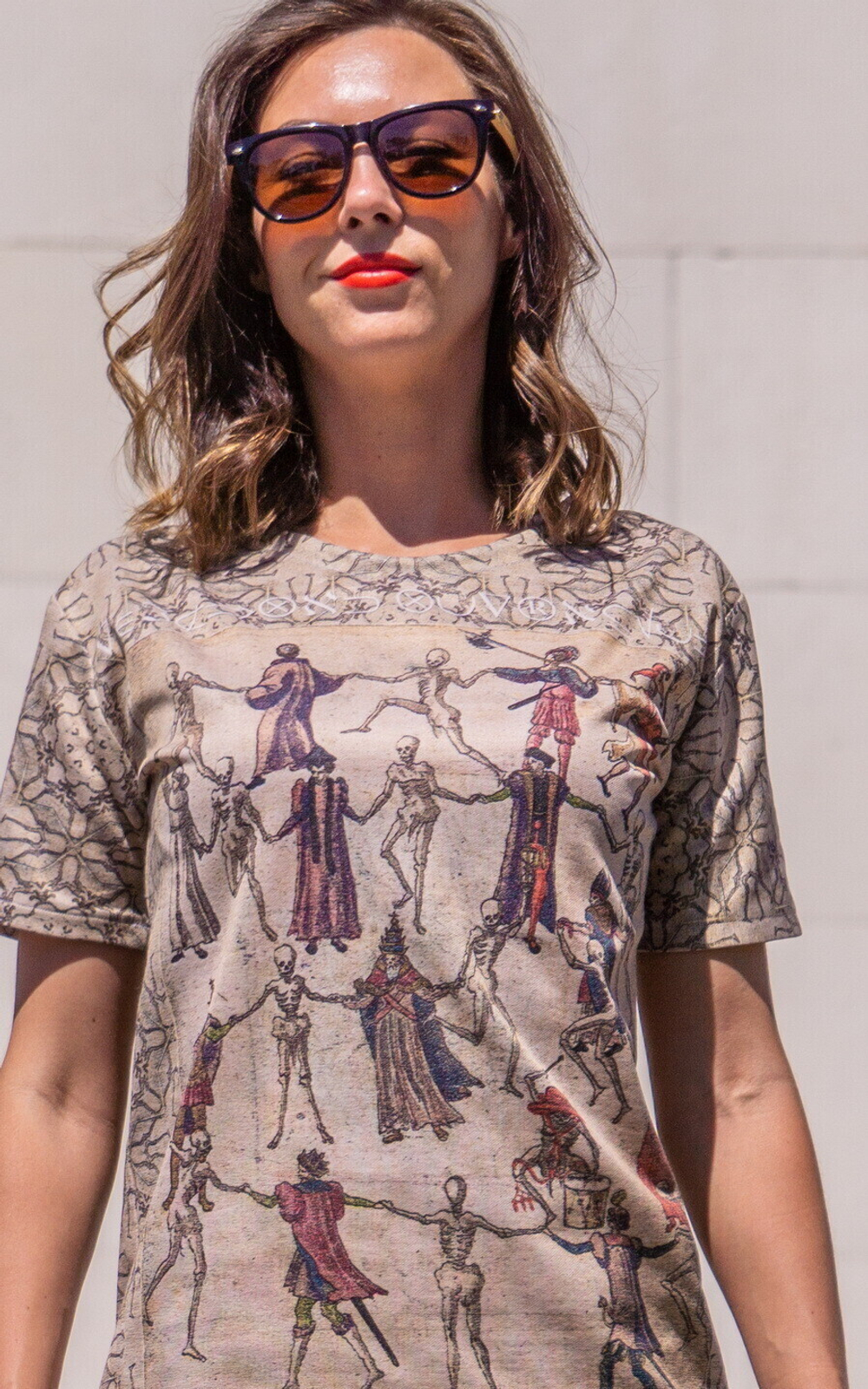 Футболка "Dance macabre", по мотивам рисунка XVI века