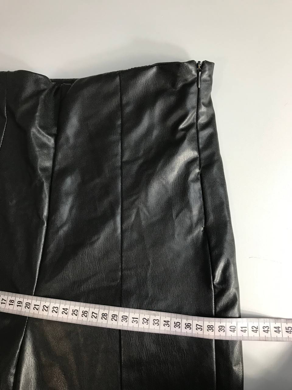 Штаны De Facto под кожу, эффектный клеш с вырезами спереди 42 размер, новые