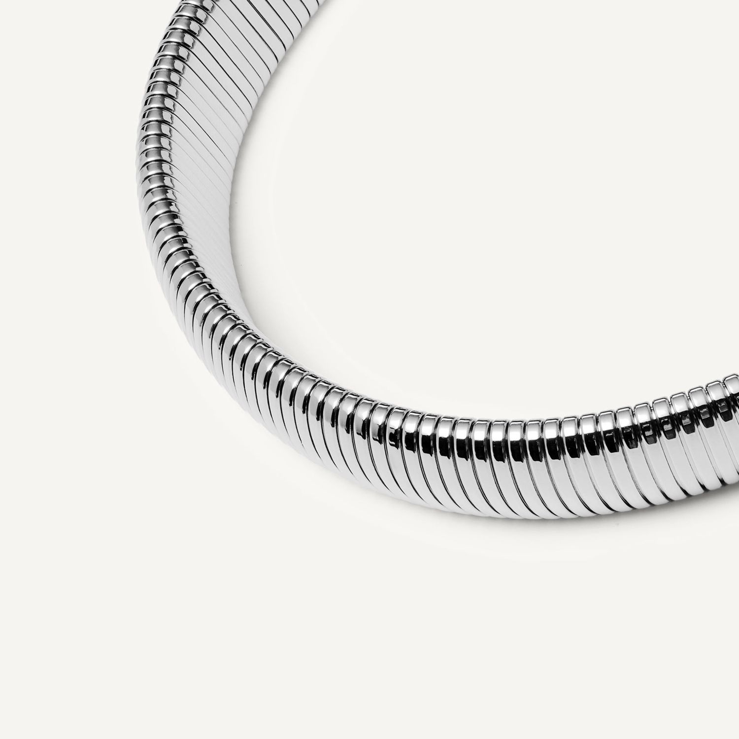 Колье Hefty Bend Chocker