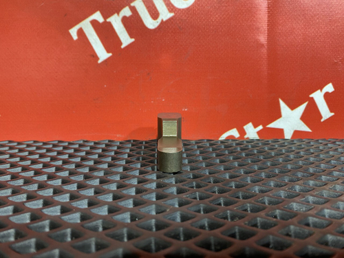 Толкатель впускного рокера