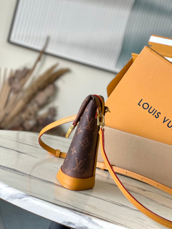 Louis Vuitton Envelope Pouch