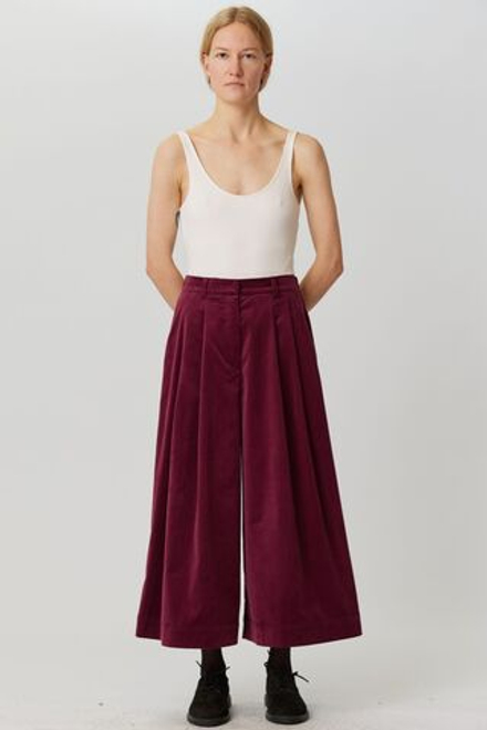 Кюлоты из бордового вельвета