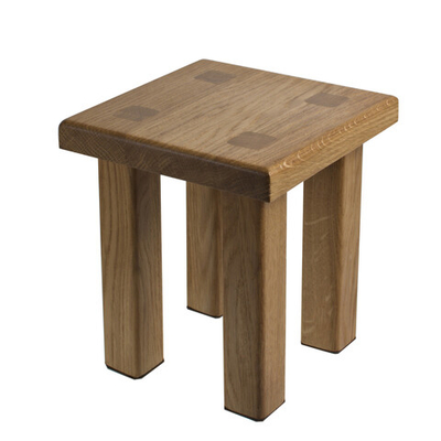 Табурет дубовый небольшой