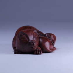 Нэцкэ Кошка и котенок