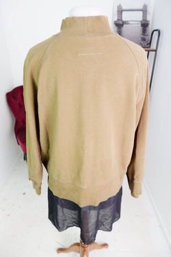 Свитшот Maison Martin Margiela модный, маркировка М, визуально на 46 размер