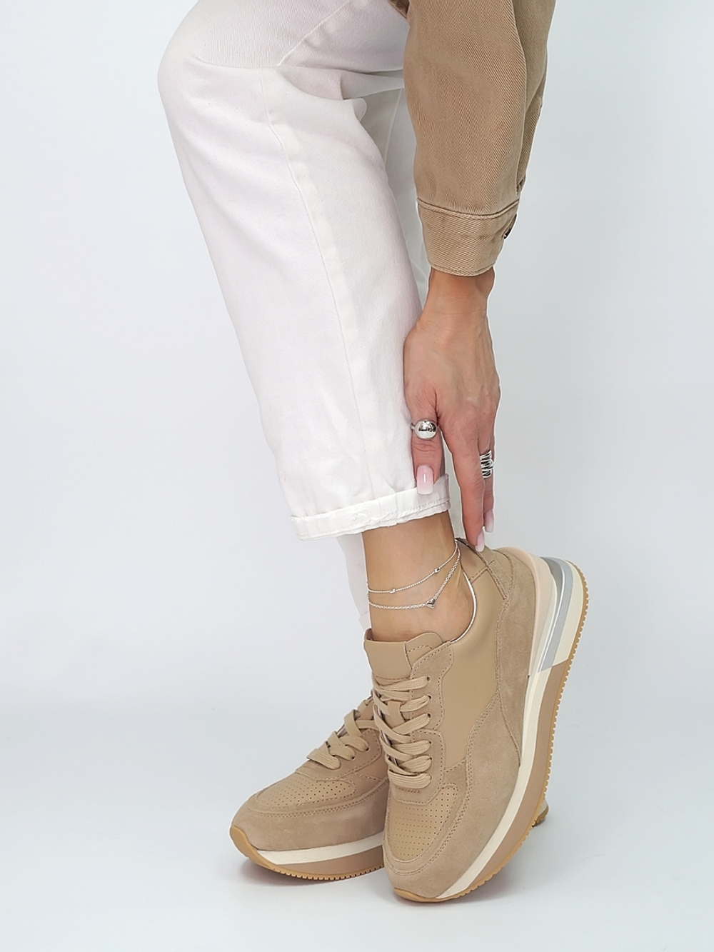 Кроссовки женские демисезонные