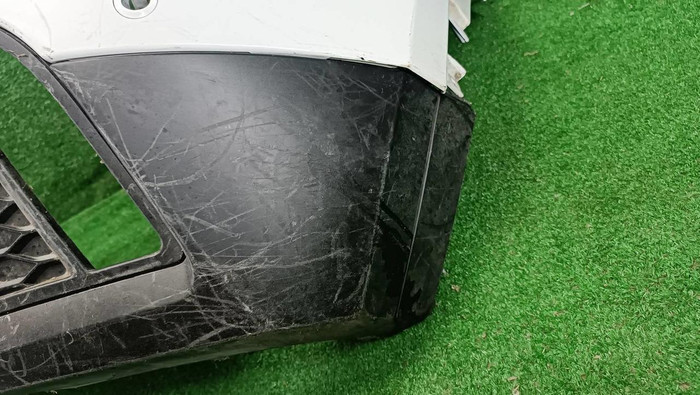 Бампер задний Jaguar E-PACE (2017-2021)