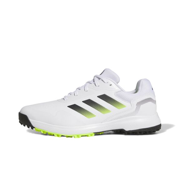 Adidas Traxion для голой Девушки в Белом Костюме