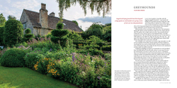 English Gardens: From the Archives of Country Life Magazine