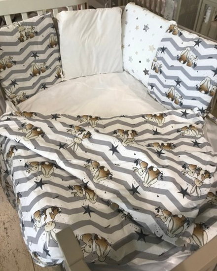 Комплект в кроватку 6-ти предметный 12 подушек "Зайки зигзак", серый поплин