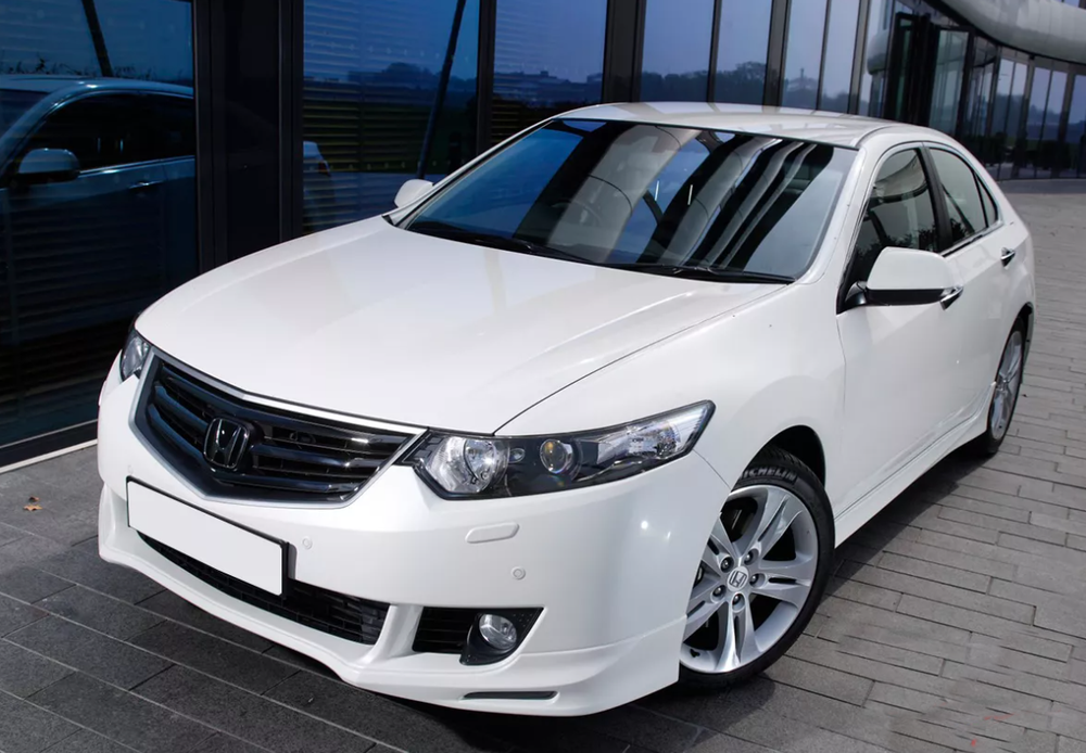 Накладка на передний бампер Type-S Honda Accord 8