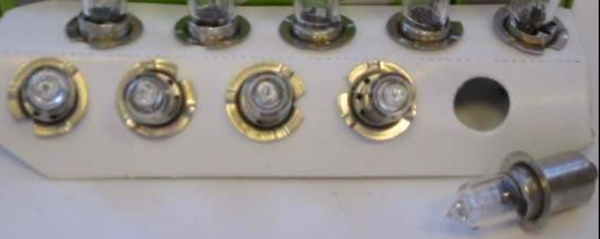 Лампа 5.5V/1.0A P13.5s Mactronic HPR36