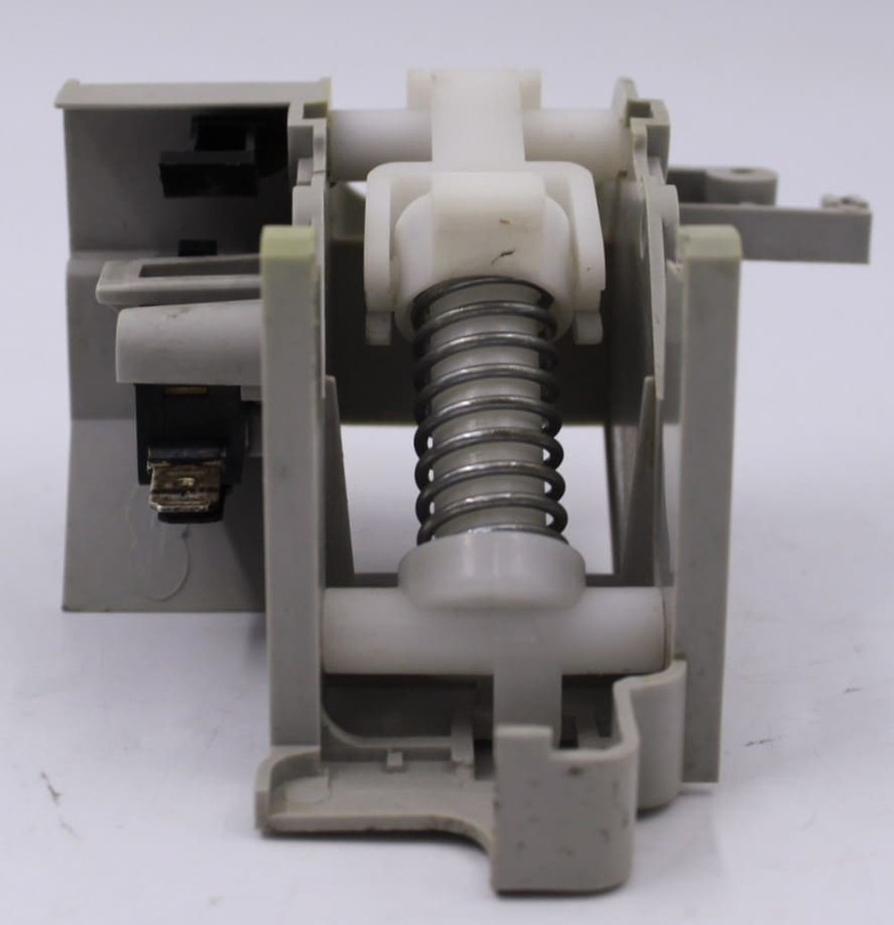 Замок дверцы посудомоечной машины Beko, Whirpool