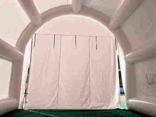 Надувной шатёр для техники белого цвета, 12*8*7 м