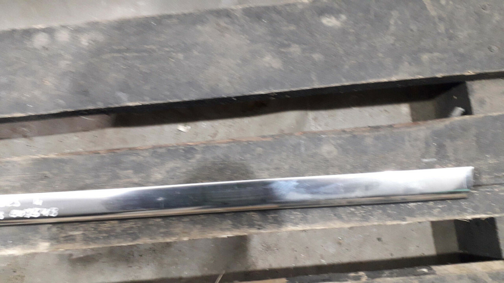 Молдинг двери задней левой Mercedes S (W222) 13-20 Б/У Оригинал A2226901280