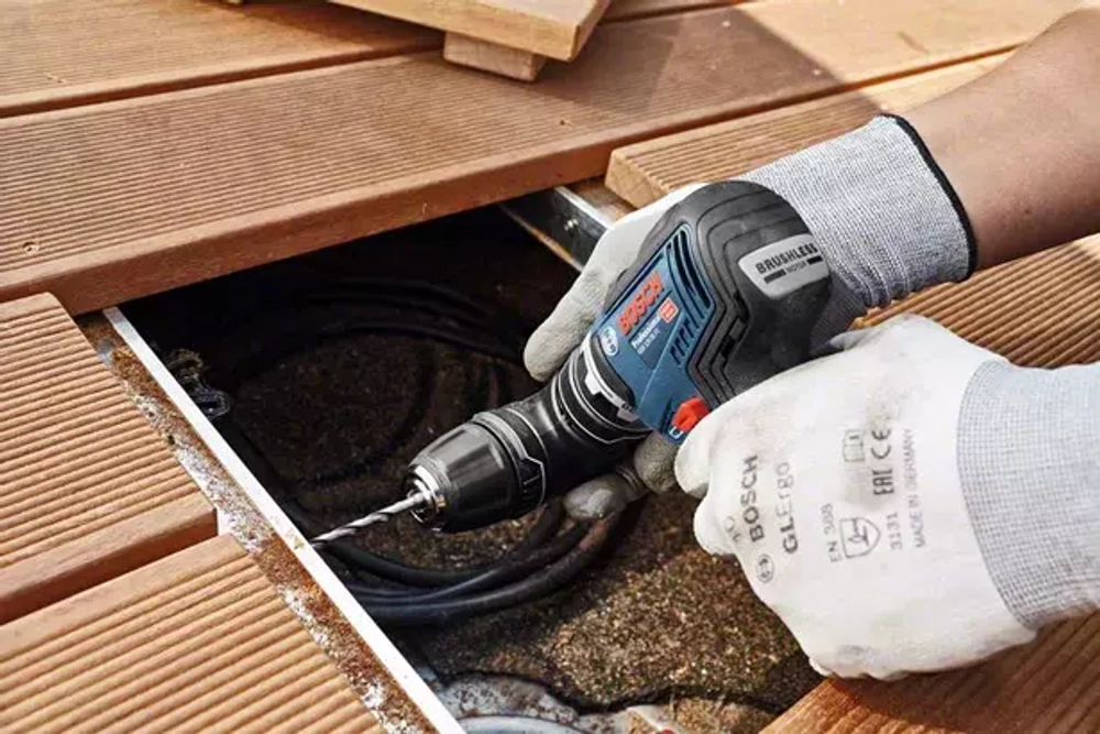Аккумуляторный шуруповёрт BOSCH GSR 12V-35 FC Full Set Professional 06019H3000