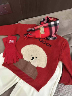 Свитер Gucci