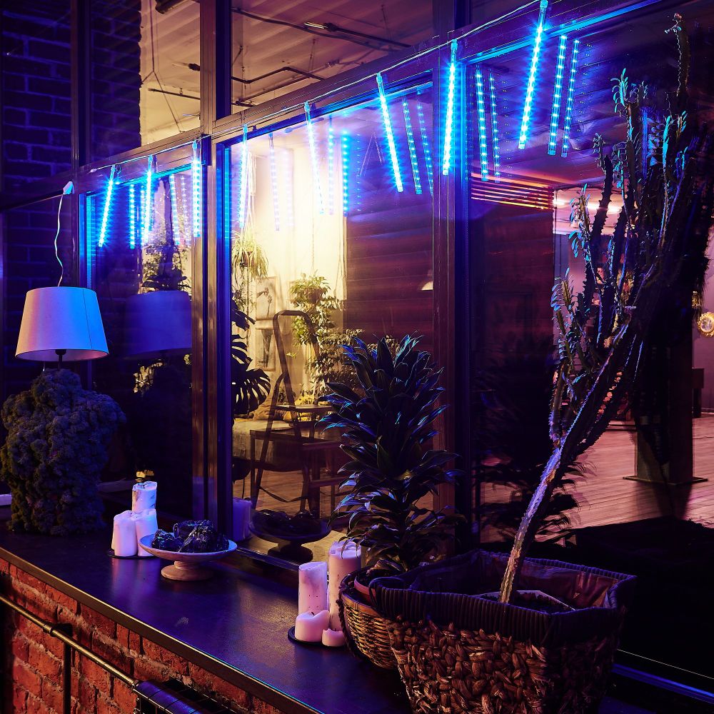 ULD-E2403-144-DTK BLUE IP44 METEOR Занавес светодиодный фигурный Падающие звезды. соединяемый. 2х0.3м. 8 подвесов. Синий свет. Провод прозрачный. TM Uniel.