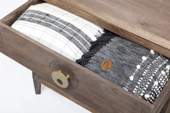 Комод c 3 ящиками Tepid из массива манго, 80х85 см