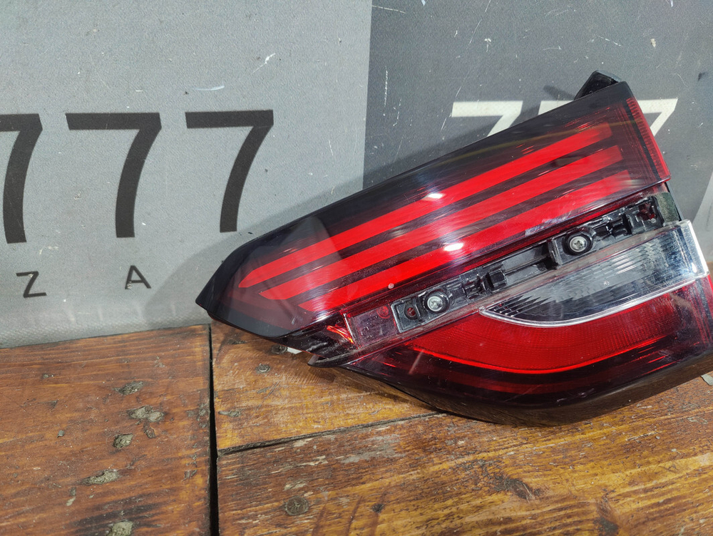 Фонарь задний правый Geely Coolray 20-нв Б/У Оригинал 6600003300