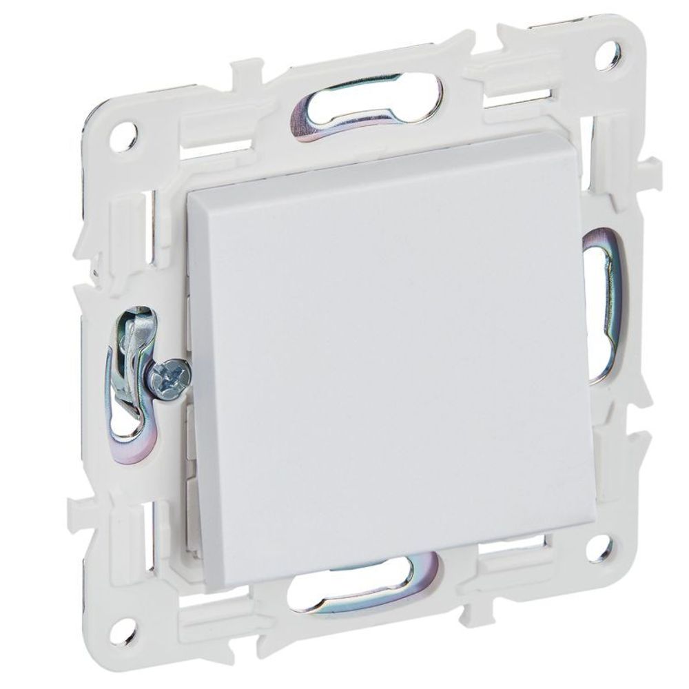 Выключатель перекрестный 1-кл. SKANDY 10А SK-V03W арктич. бел. IEK SK-V13-0-10-K01 Выключатель перекрестный 1-кл. SKANDY 10А SK-V03W арктич. бел. IEK SK-V13-0-10-K01