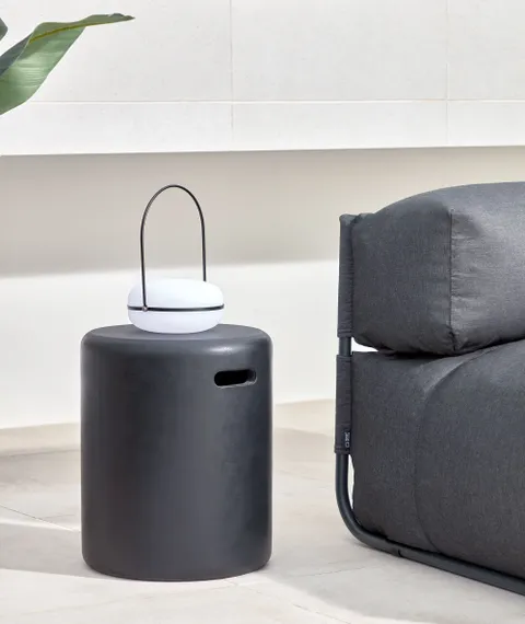 Табурет из бетона Taimi черный